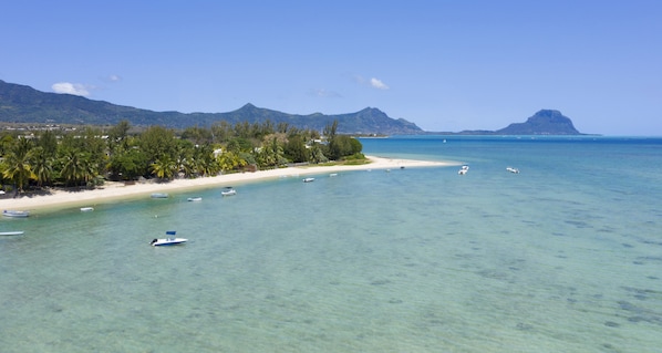 Beach - Villa Acassia with 2 rooms (Black River)