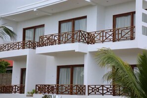 Exterior - Minah's Bungalows (Nungwi)