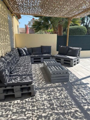 Terrace/patio - Villa for 8-10 people in St Aygulf private pool (Fréjus)