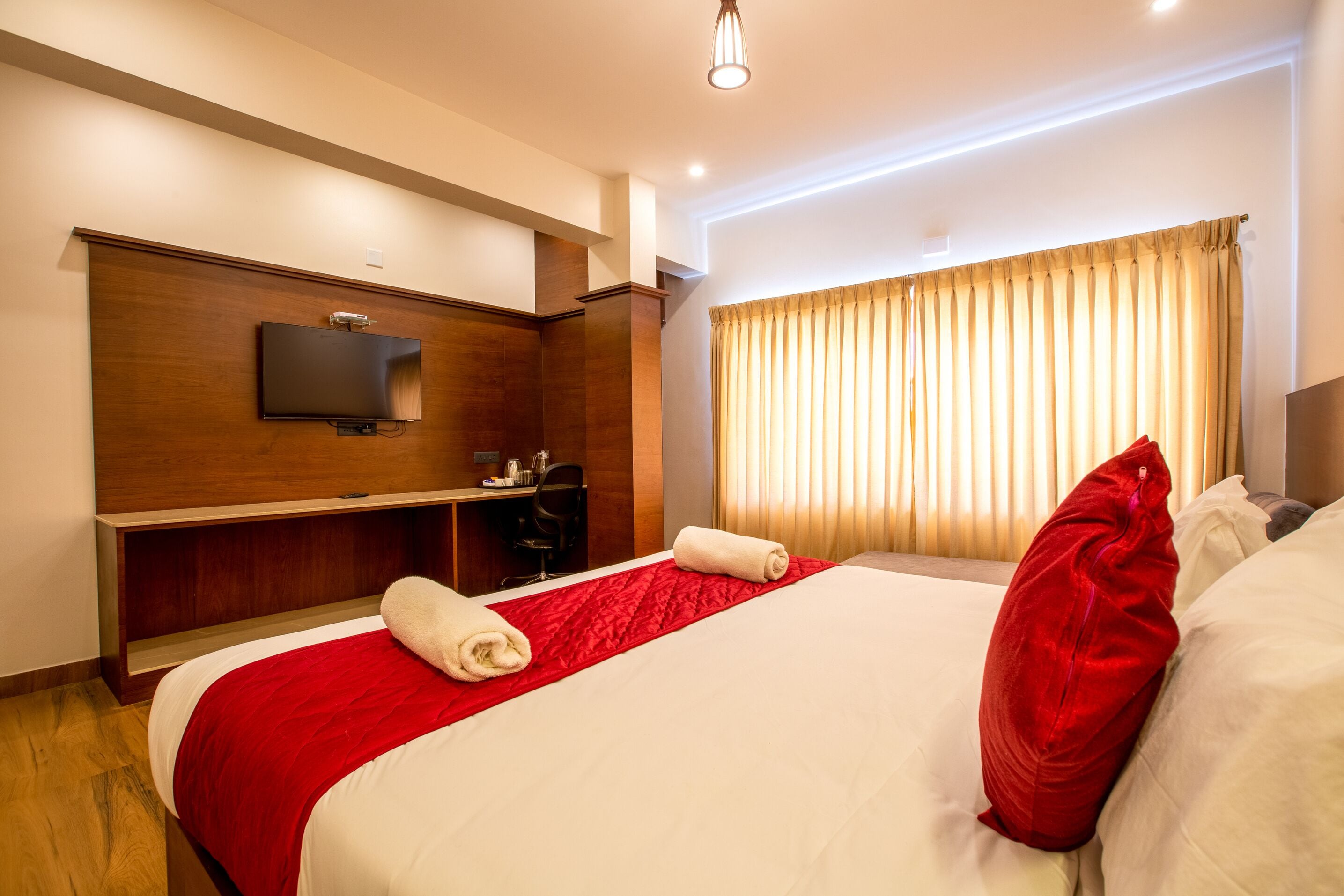 Premium-Zimmer | Kostenloses WLAN, individuell dekoriert, Bettwäsche