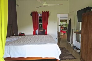 3 chambres, bureau, lit parapluie, Wi-Fi gratuit