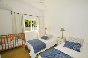 3 habitaciones, decoración personalizada y muebles diferentes