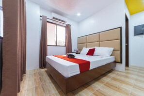 Quarto casal | Escrivaninha, Wi-Fi de cortesia