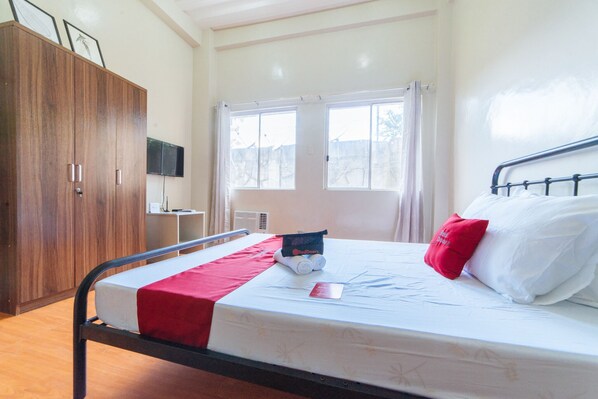 Double Room | Desk, free WiFi - RedDoorz @ Kassel North Caloocan (Caloocan)