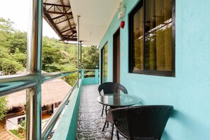 Exterior - RedDoorz @ Dinagpan Street Coron (Coron)