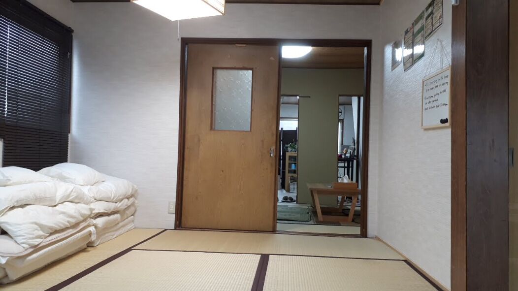 Deluxe Twin Room, Non Smoking | Minibar, free WiFi, bed sheets