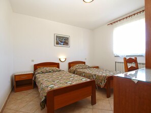 2 bedrooms, internet