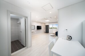 하우스, 침실 1개 | 거실 공간 | 평면 TV