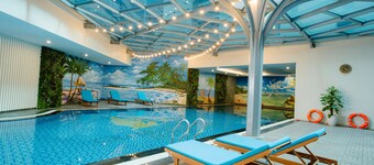 グランド フェニックス ホテル バクニン