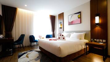 Deluxe Room (Single) | Peti besi dalam bilik, meja, kalis bunyi, seterika/papan seterika