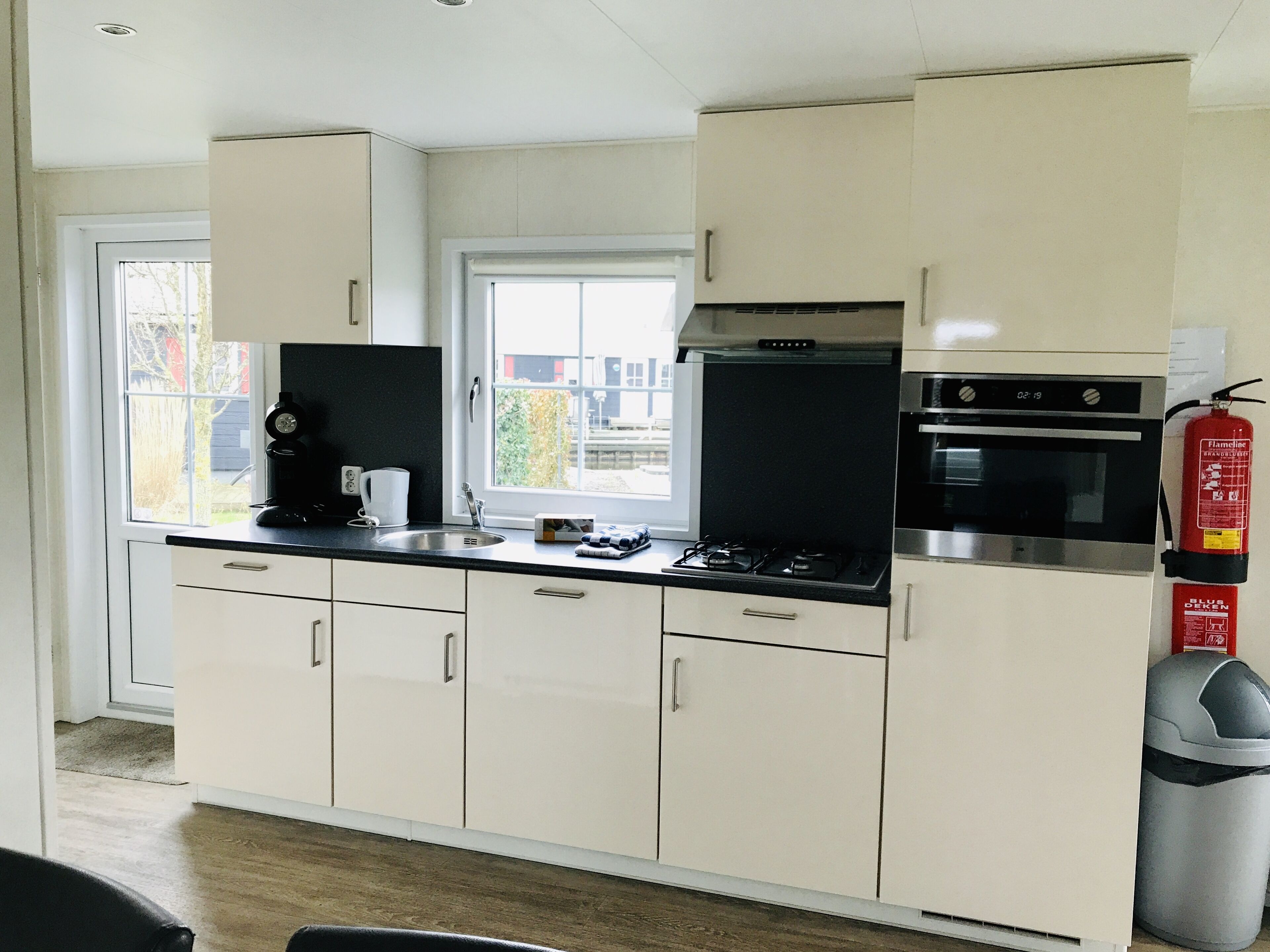 Traditional Chalet | Private kitchen | Coffee/tea maker, fridge, oven, stovetop