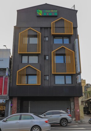 Front of property - Taichung Easylazy Inn (Taichung)