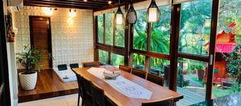 Luxury house for 10 people with jacuzzi in Chã Grande 