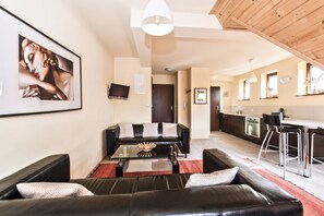 อพาร์ทเมนท์ (A5) | ห้องนั่งเล่น | ทีวีจอแบน