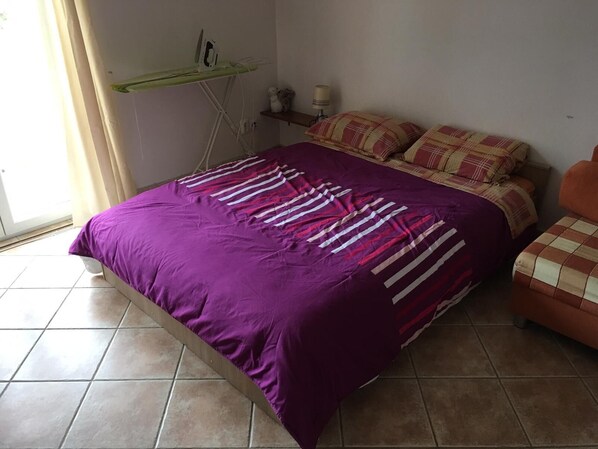 Apartment, 1 Bedroom | Living area