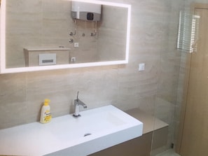 Bathroom - Apartment Jelka (Supetar)