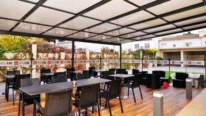 Smart TV - Hotel 6 Bis (Castelldefels)