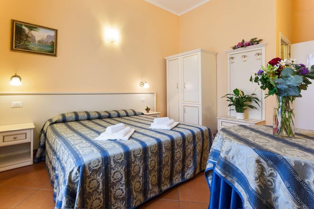 Photo - Vatican Town