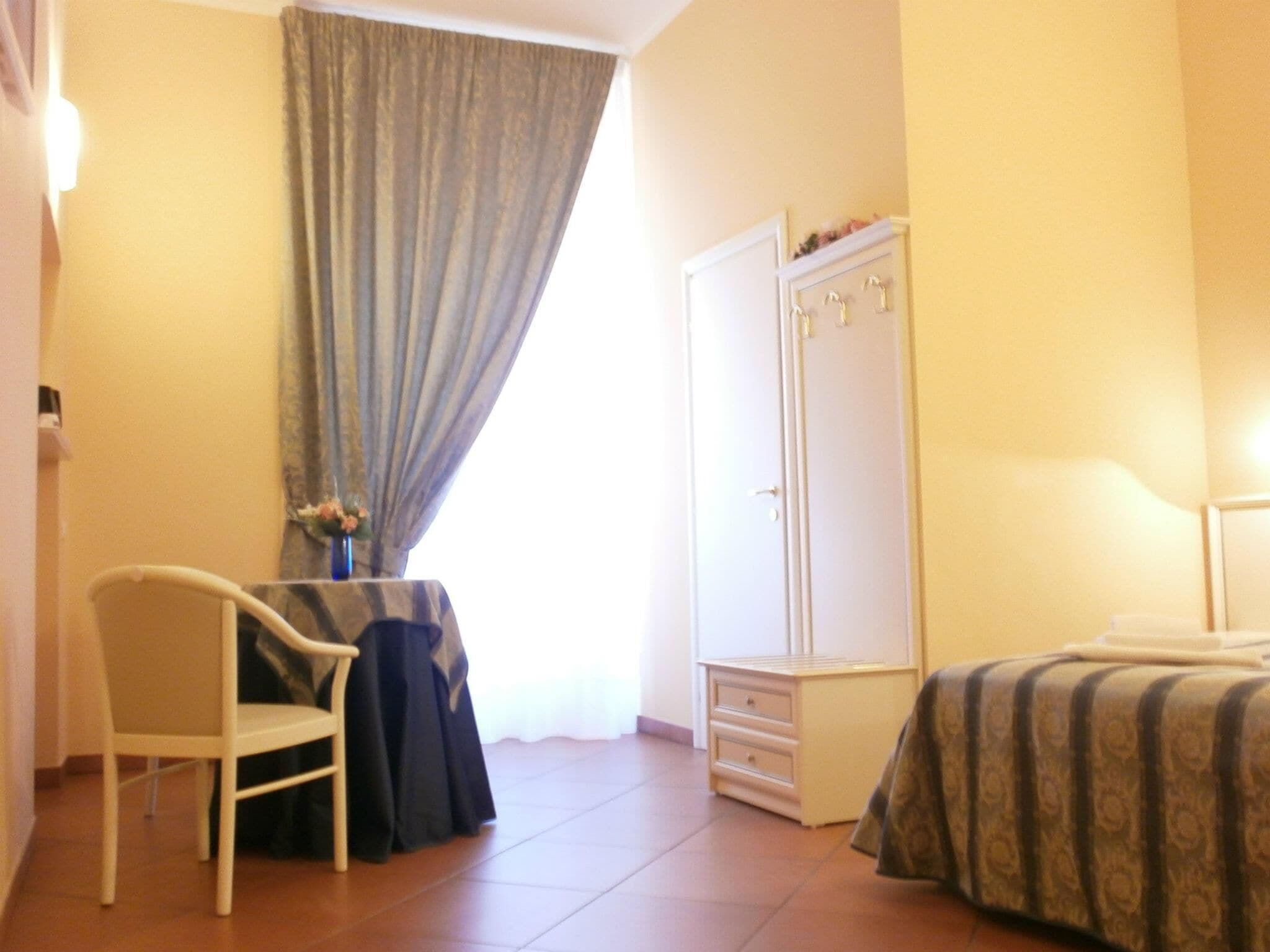 Photo - Vatican Town