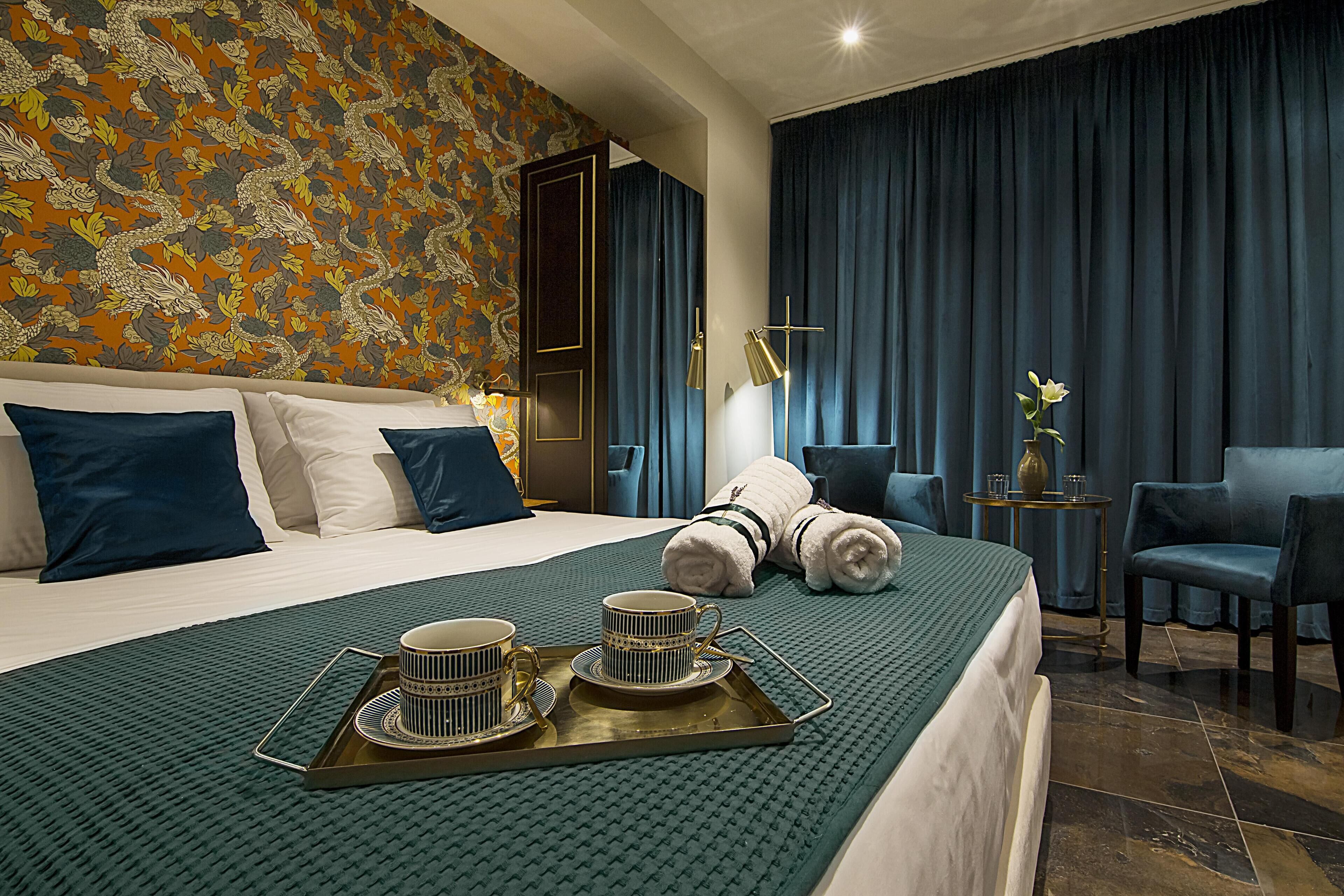 1 bedroom, in-room safe, desk, free WiFi