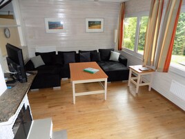 独立别墅, 3 间卧室 | 客厅 | 40-英寸纯平电视（配备卫星频道）、液晶电视、壁炉