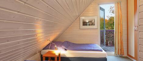 3 bedrooms, individually decorated, individually furnished