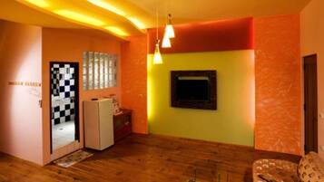 Decoración personalizada, muebles diferentes y wifi gratis