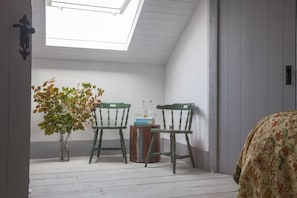 Design Cottage, 4 Bedrooms | Room amenity - Hotwell House (Ballynakill)