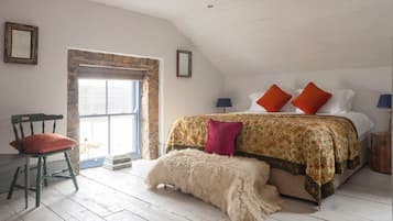 Design Cottage, 4 Bedrooms | 4 bedrooms, Egyptian cotton sheets, premium bedding, Tempur-Pedic beds