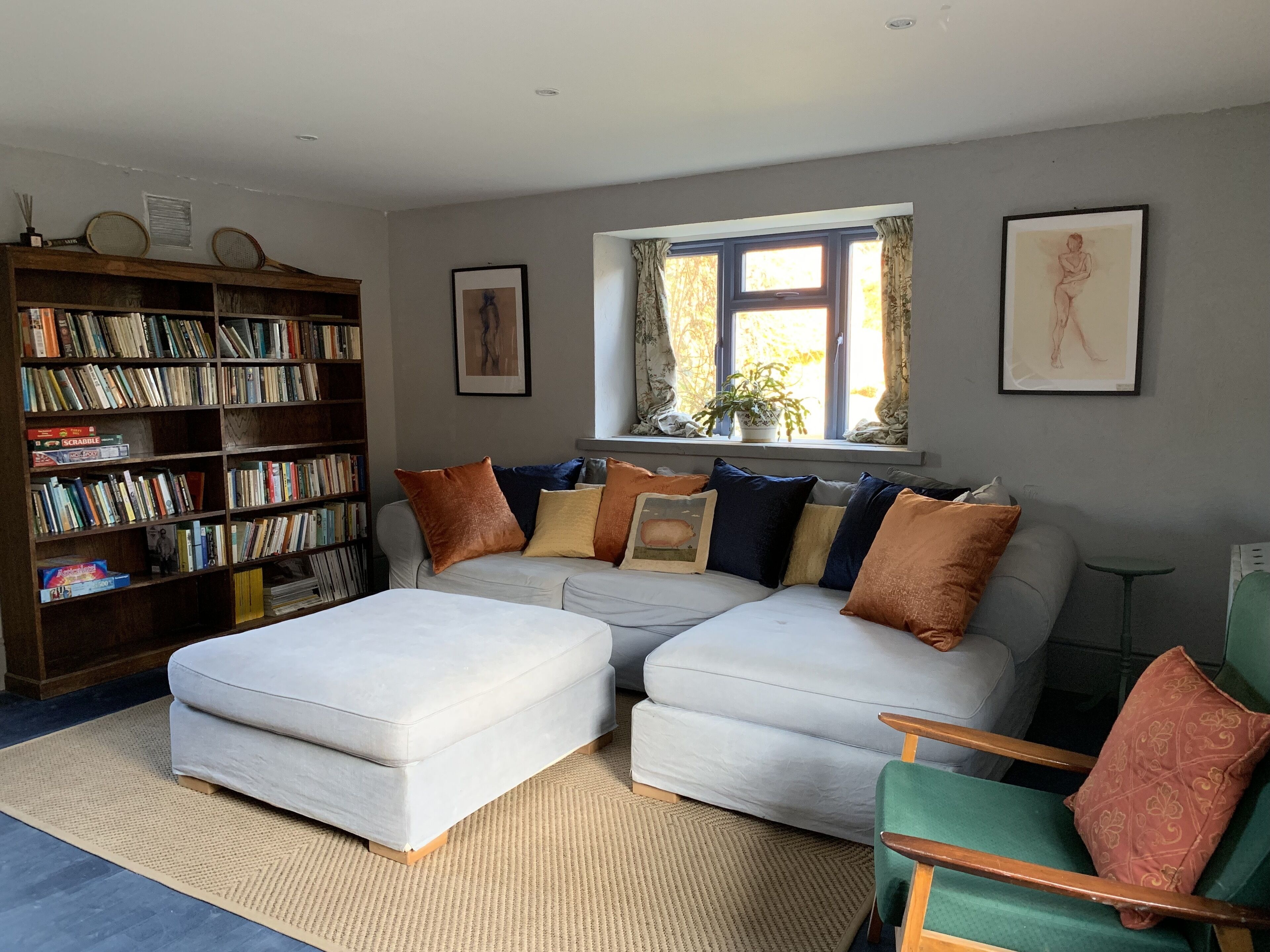 Design Cottage, 4 Bedrooms | Living room | Flat-screen TV, ping pong