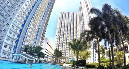 Grass Residences - Condo