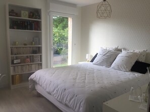 Family Duplex, 2 Bedrooms, Non Smoking, Terrace | 2 bedrooms, premium bedding, memory foam beds, minibar