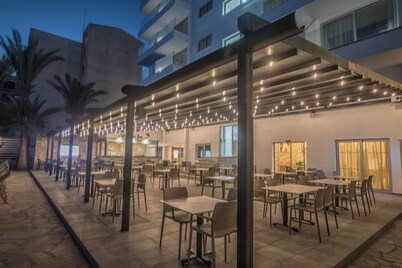 Bohemian Gardens Hotel