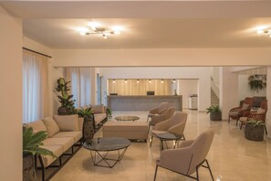 Lobby - Bohemian Gardens Hotel (Paralimni)