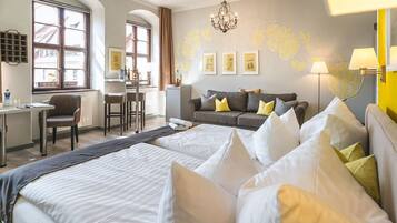 Double Room (Braumeisterzimmer) | Living area | 25-inch flat-screen TV with cable channels, TV, tablet