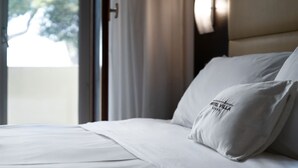 Colchones con efecto memoria y minibar 
