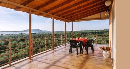 Seaview Flat In An Olive Grove By The Beach