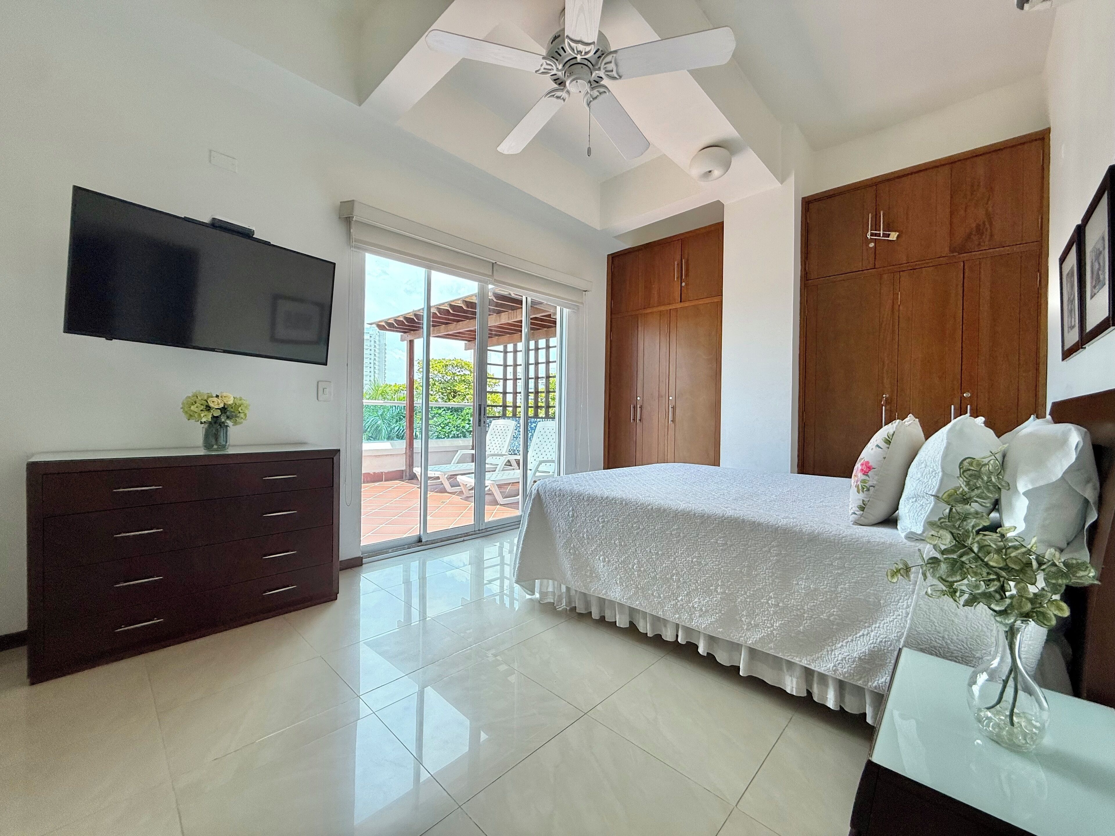 3 habitaciones y caja de seguridad en la habitación 