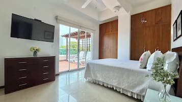 3 habitaciones y caja de seguridad en la habitación