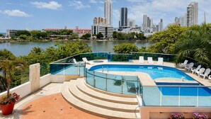 Unclassified image, 2 of 31, button - Charming • Lovely view • Beach • Pool 403 (Cartagena)