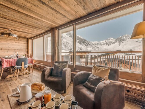 Appartement 3* rénové - 8 pers - Ambiance chalet avec balcon à Tignes