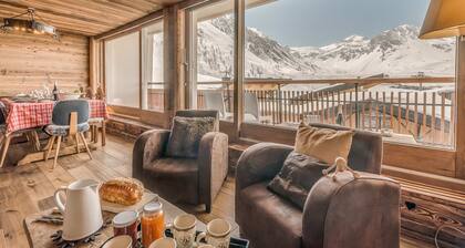 Appartement 3* rénové - 8 pers - Ambiance chalet avec balcon à Tignes