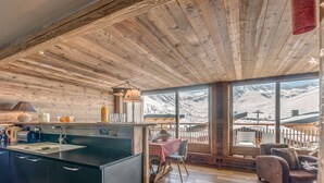 Interior - Renovated 3* apartment - 8 ppl - Chalet style with balcony in Tignes (Tignes)