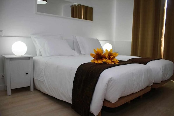 1 bedroom, desk, iron/ironing board, free WiFi