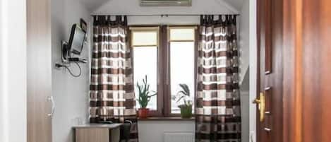 Double or Twin Room | 1 bedroom, desk, iron/ironing board, free WiFi