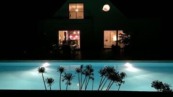 AuĂenpool, beheizter Pool