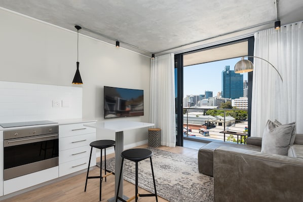 Signature Apartment | Living area
