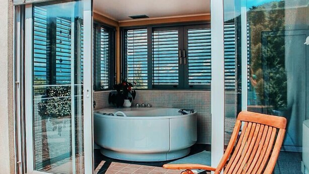 Deluxe Apartment | Living area - Hotel Veter (Ruše)