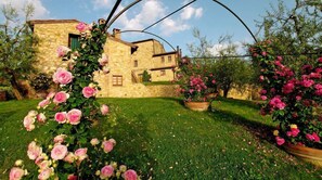 Front of property - Agriturismo Ardene (Montepulciano)