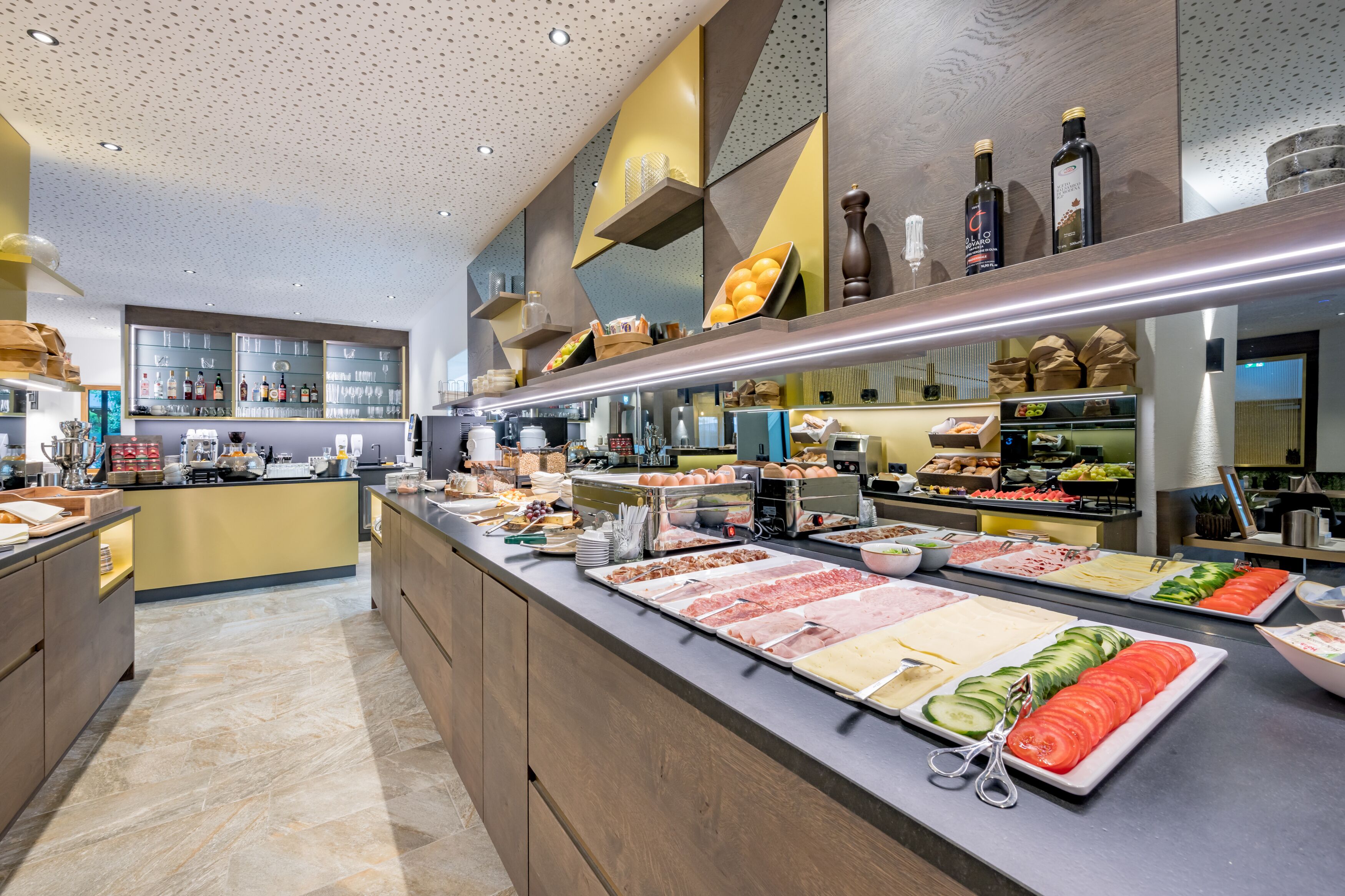 Breakfast buffet